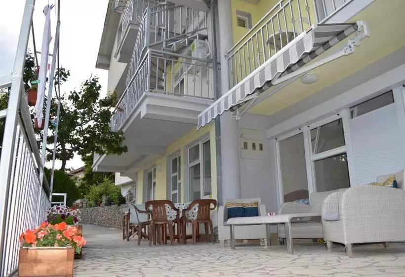 پانسیون Villa Marija