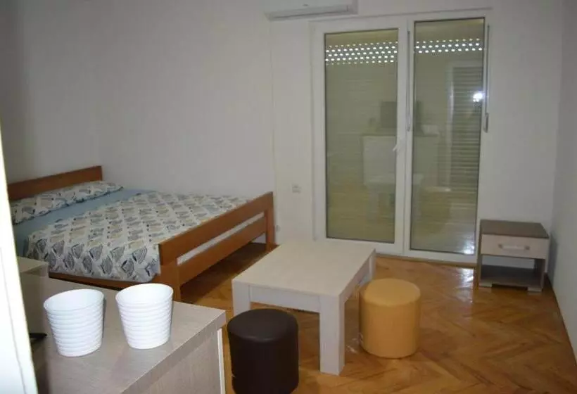پانسیون Villa Marija