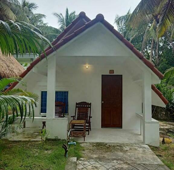 فندق صغير Bunnan Bungalows And Restaurant