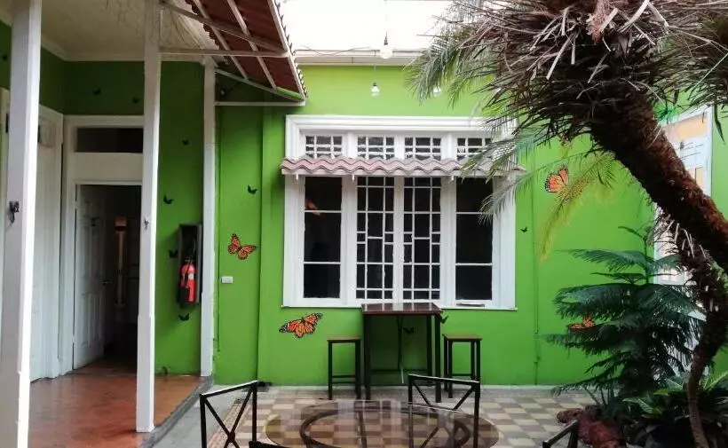 ユースホステル Casa Mayela Guest House