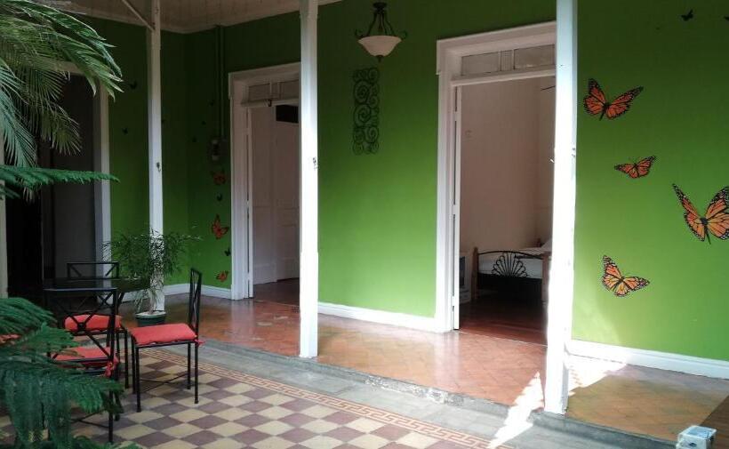 فندق صغير Casa Mayela Guest House