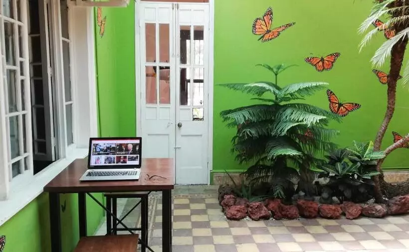 ユースホステル Casa Mayela Guest House