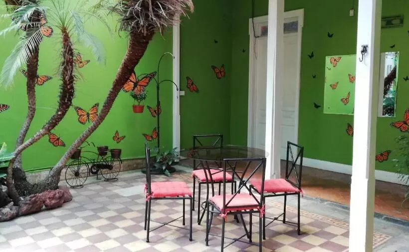 ユースホステル Casa Mayela Guest House