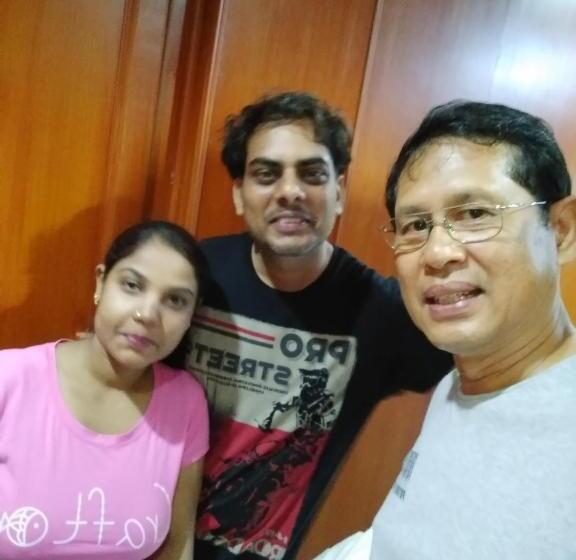 هاستل Kantawan House