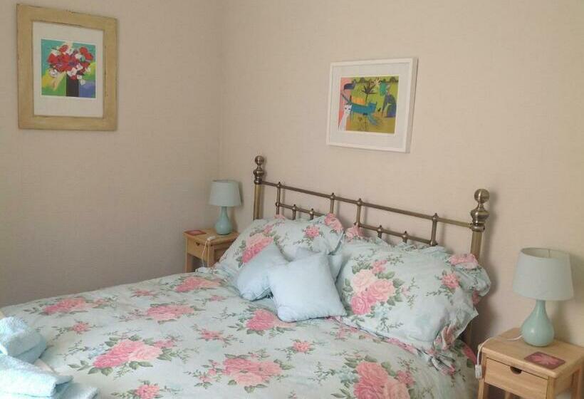 Bed and Breakfast The White House