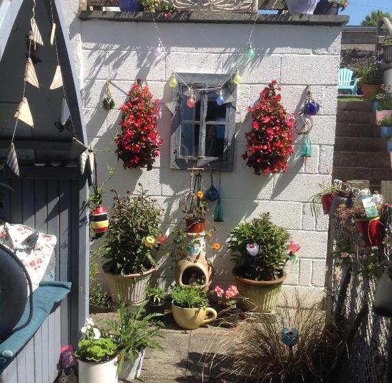 Bed and Breakfast The White House