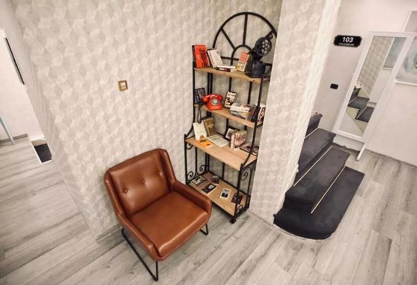 تختخواب و صبحانه Vila Shard Boutique