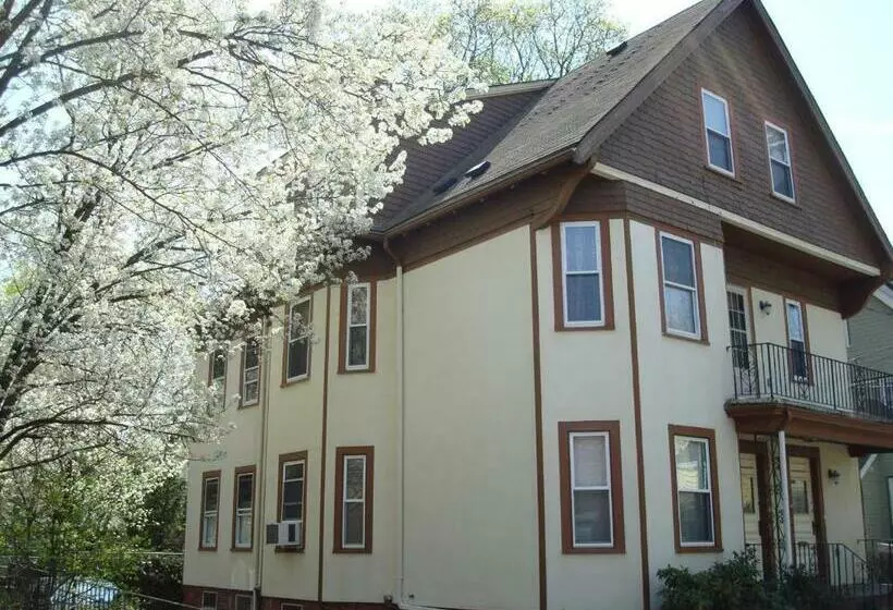 Bowers House Bed And Breakfast