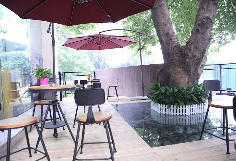 Lavande Hotel Pazhou Branch