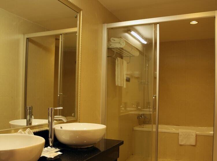 Lavande Hotel Pazhou Branch