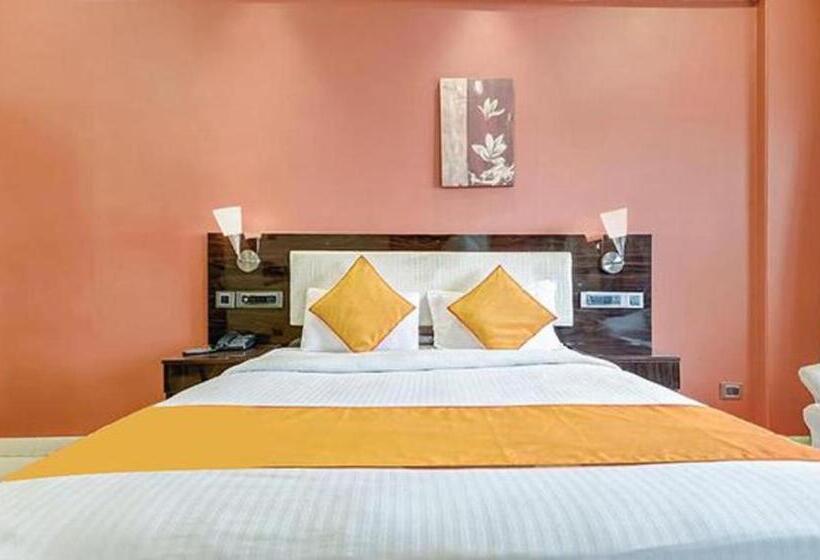 Fabhotel Starlight Nx