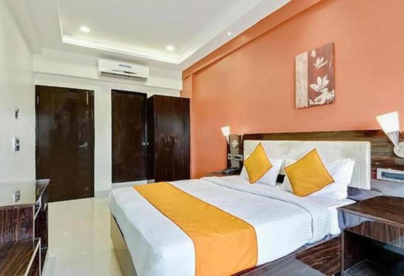 Fabhotel Starlight Nx