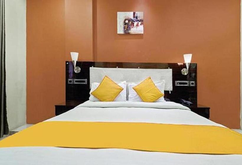 Fabhotel Starlight Nx