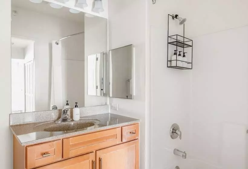 Kasa South Loop Chicago