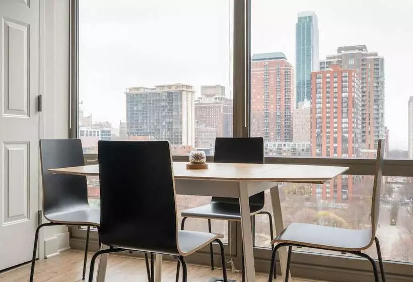 Kasa South Loop Chicago