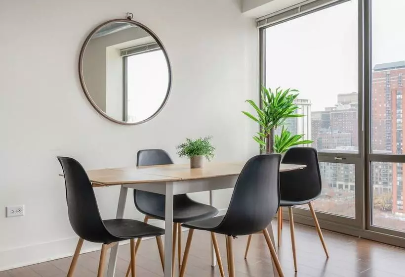 Kasa South Loop Chicago