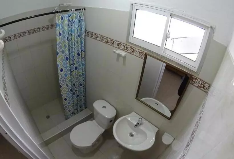 پانسیون Marmows Place