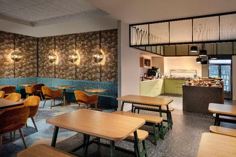 Staybridge Suites London Heathrow   Bath Road, An Ihg Apart