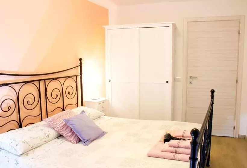 ベッドアンドブレックファースト La Magnolia Guests House