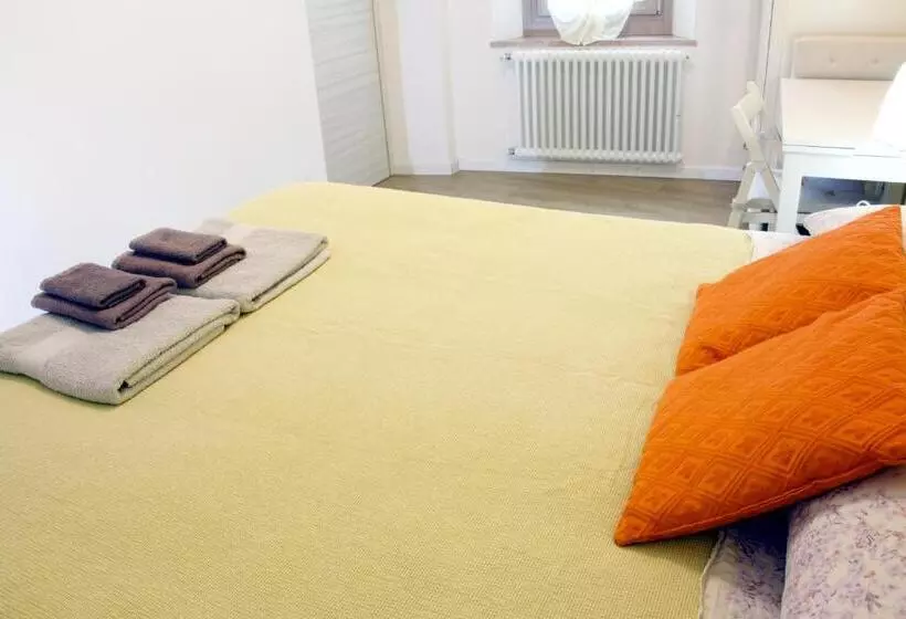 ベッドアンドブレックファースト La Magnolia Guests House