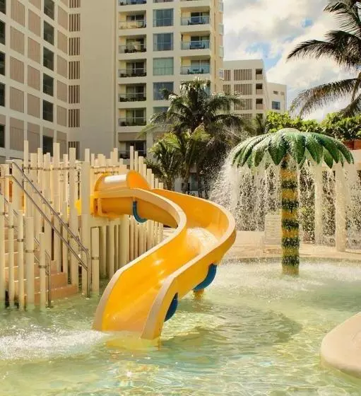 Condo In Ocean Front Resort