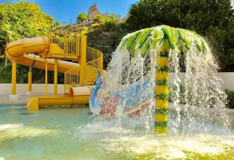 Condo In Ocean Front Resort