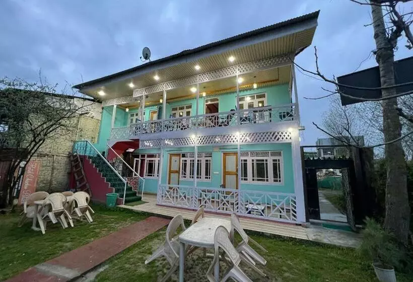 Hotelli Chachoo Palace