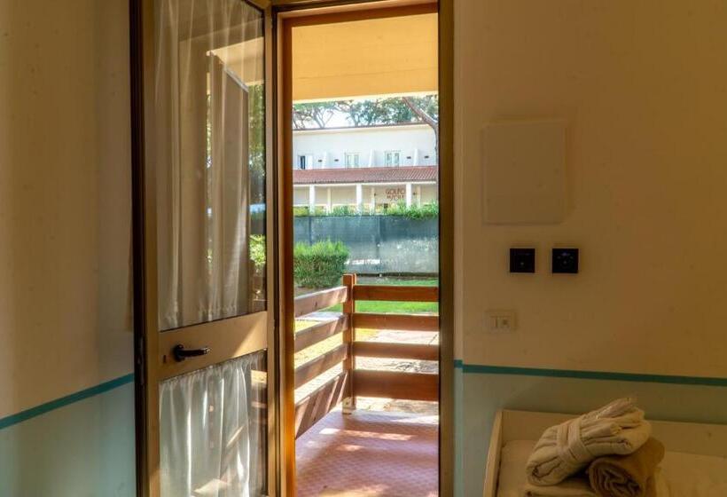 فندق Golfo Del Sole