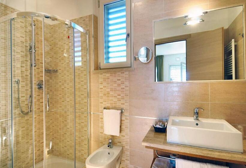 فندق Golfo Del Sole