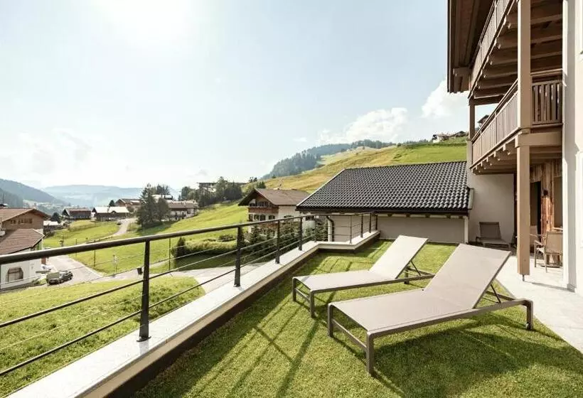 Luxury Chalet Plazola