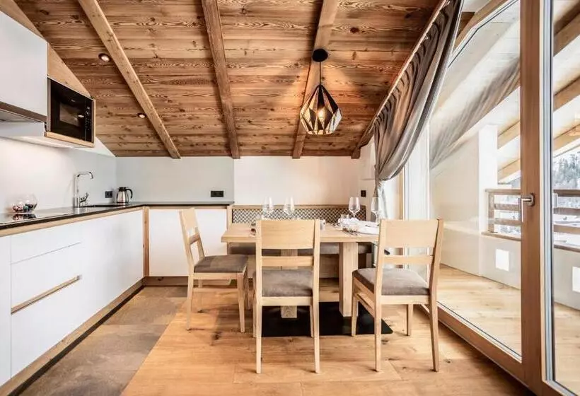 Luxury Chalet Plazola