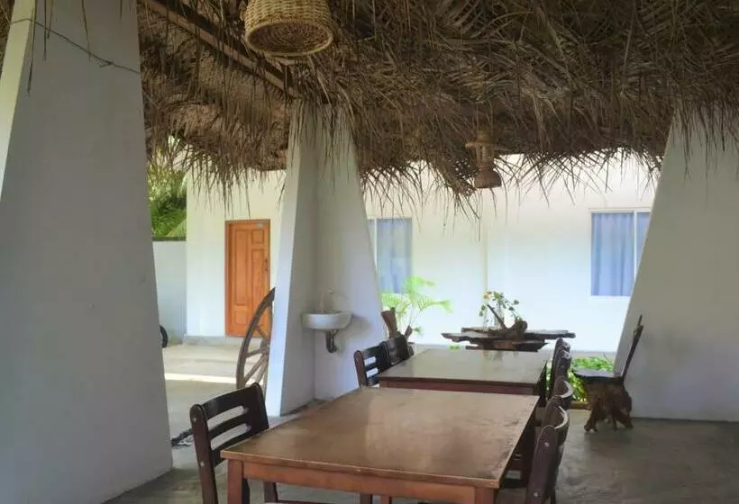 پانسیون D Villa Garden House