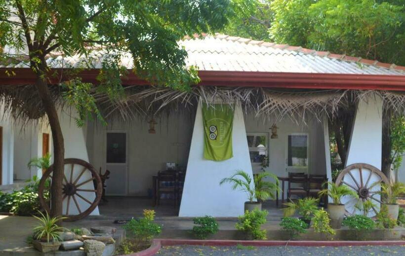 پانسیون D Villa Garden House