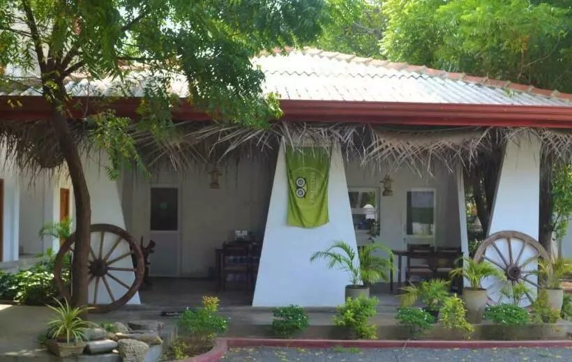 پانسیون D Villa Garden House