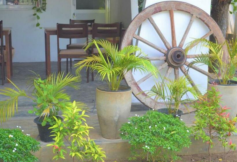 پانسیون D Villa Garden House