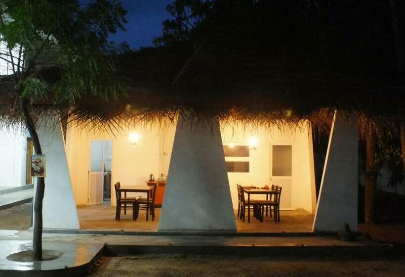 پانسیون D Villa Garden House