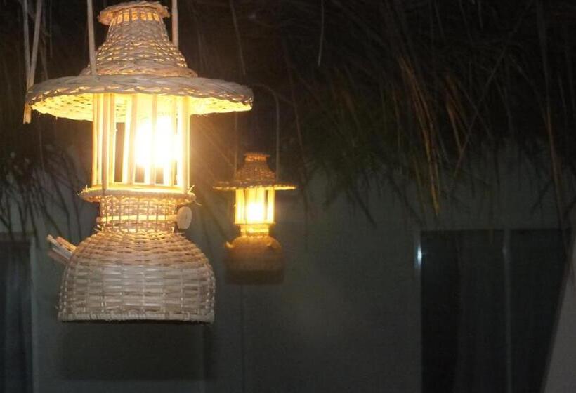 پانسیون D Villa Garden House