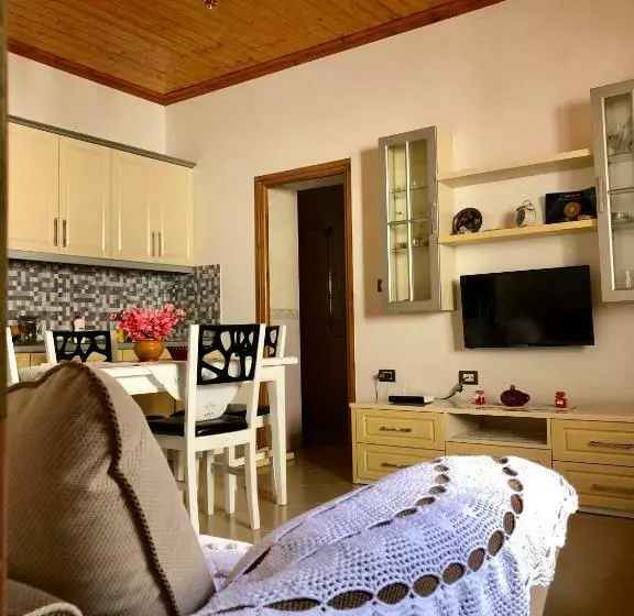 پانسیون Dhimitri's Guest House