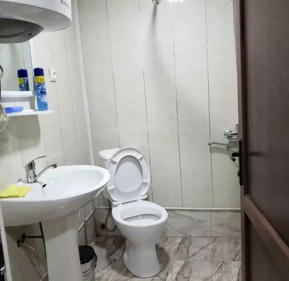 پانسیون Guest House Nanu