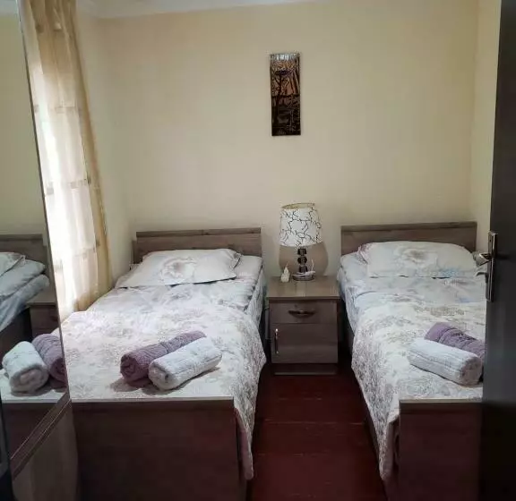 پانسیون Guest House Nanu