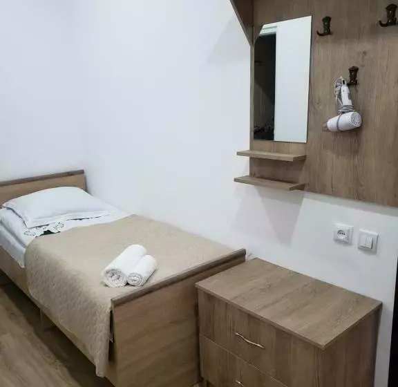 پانسیون Guest House Nanu
