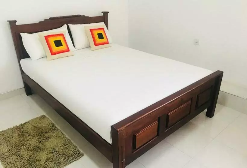 ペンション Lake City Resort Anuradhapura