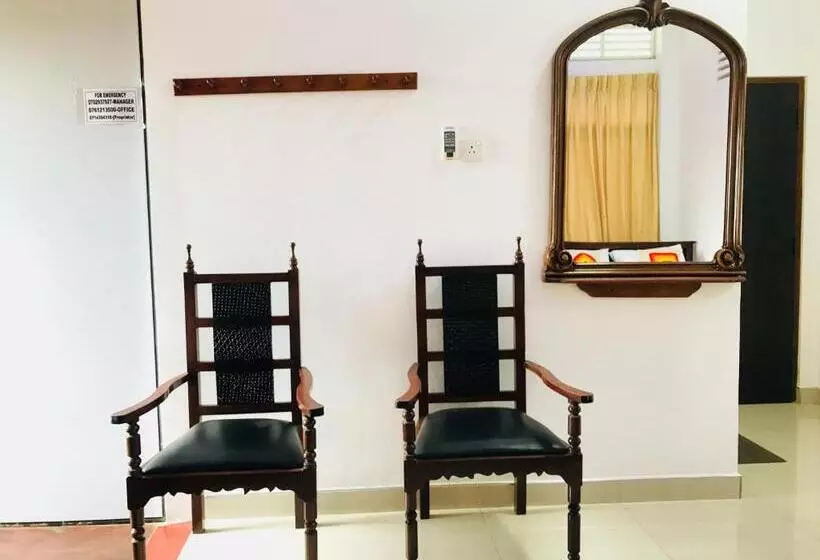 ペンション Lake City Resort Anuradhapura