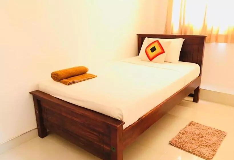 ペンション Lake City Resort Anuradhapura