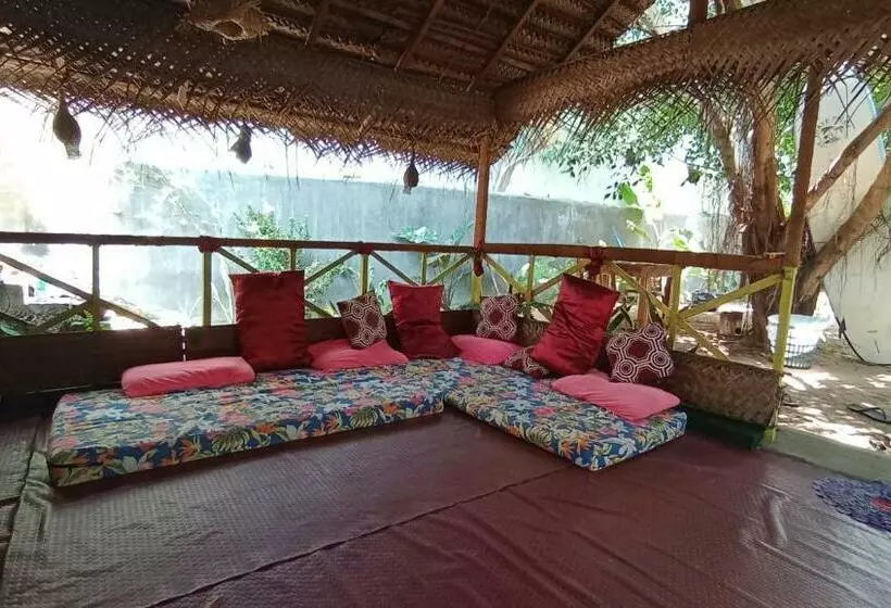 Majatalo Wanderlust Inn