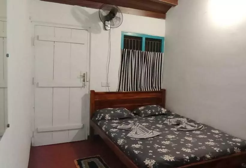 Majatalo Wanderlust Inn