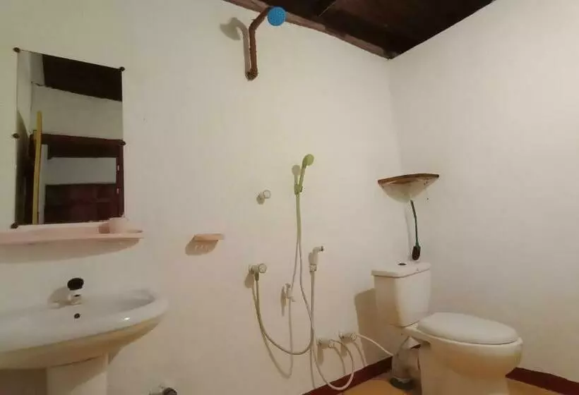 Majatalo Wanderlust Inn