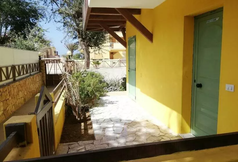 Sal Service   Beach Residence