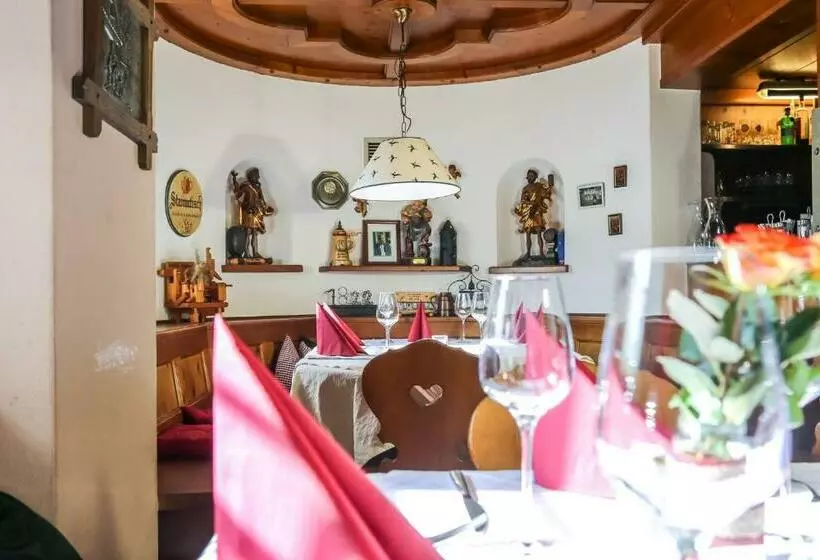 Retkeilymaja Gasthof Simmerlwirt