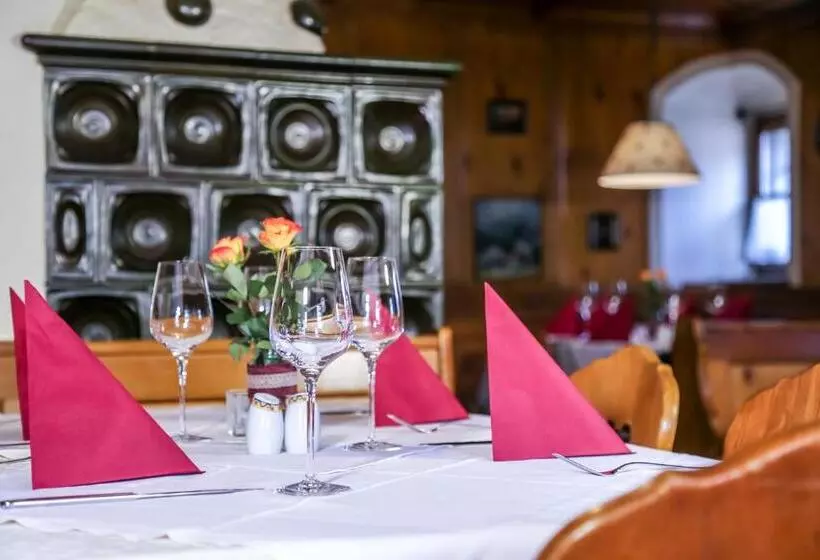 Retkeilymaja Gasthof Simmerlwirt